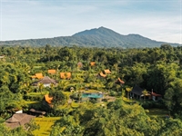 boutique eco-retreat hotel with - 1
