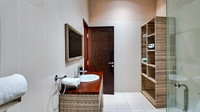 magnificent waterfront resort gili - 3